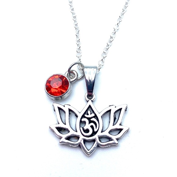 Yoga Necklace Lotus Om Symbol - Picture 7 of 9